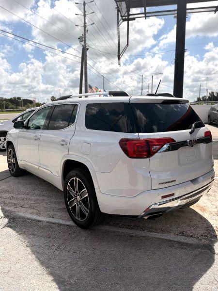 2017 GMC Acadia Denali