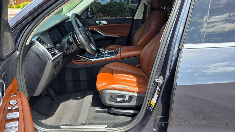 2021 BMW X7 xDrive40i