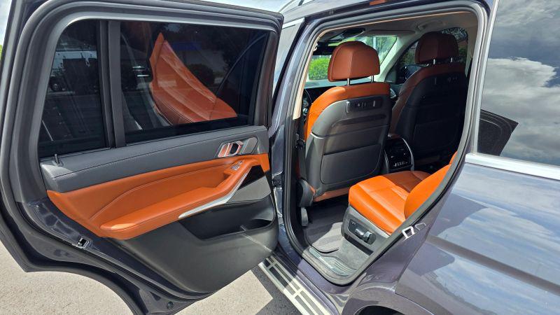2021 BMW X7 xDrive40i