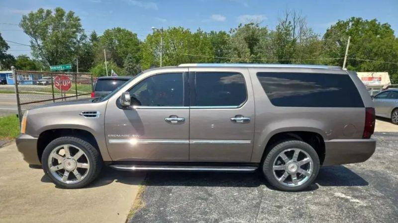 2014 Cadillac Escalade ESV Luxury