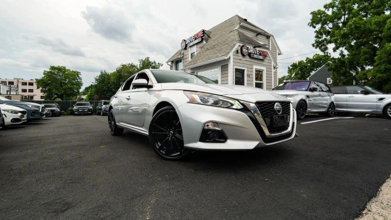 2019 Nissan Altima 2.5 Platinum for sale in Arlington, VA