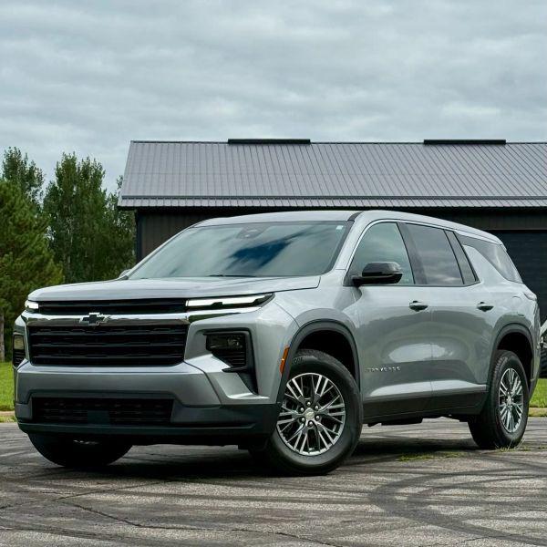 2024 Chevrolet Traverse FWD LS for sale in Elk River, MN