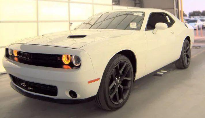 2021 Dodge Challenger SXT