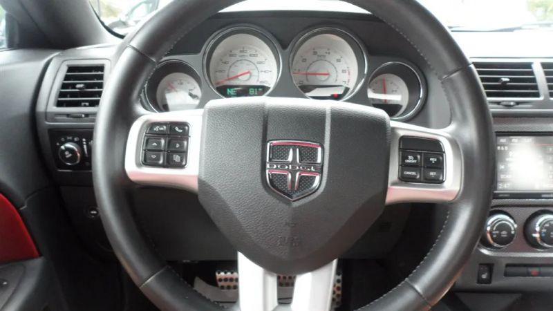 2013 Dodge Challenger R/T Plus