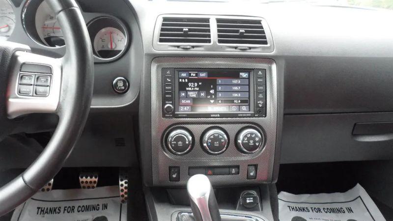 2013 Dodge Challenger R/T Plus