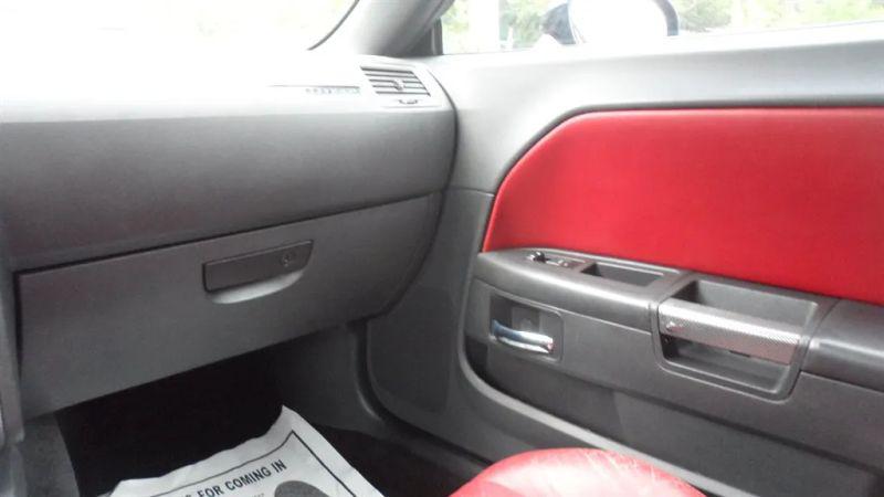 2013 Dodge Challenger R/T Plus