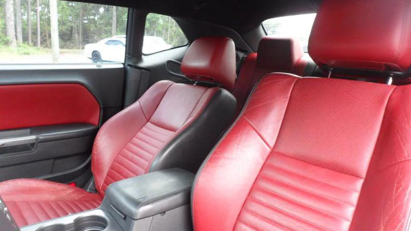 2013 Dodge Challenger R/T Plus