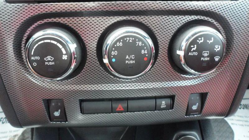 2013 Dodge Challenger R/T Plus