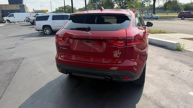 2018 Jaguar F-PACE 25t Premium