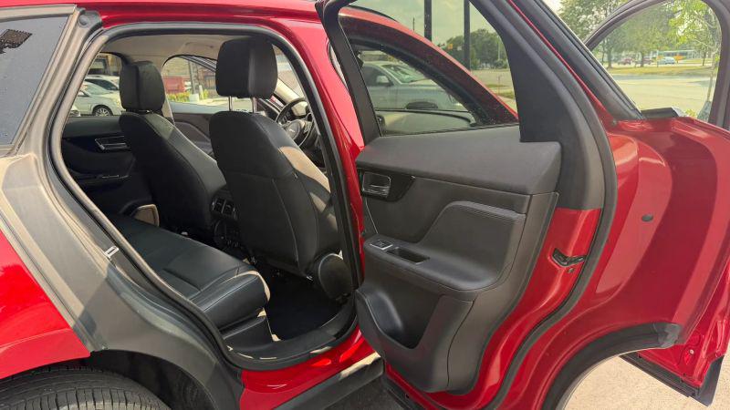 2018 Jaguar F-PACE 25t Premium