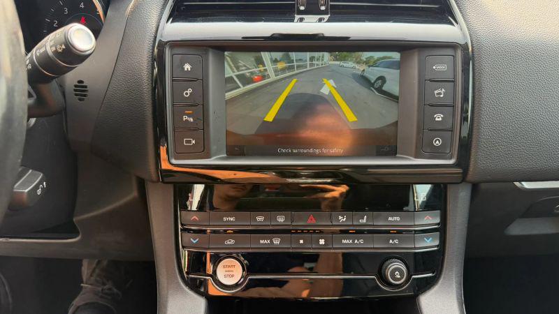 2018 Jaguar F-PACE 25t Premium
