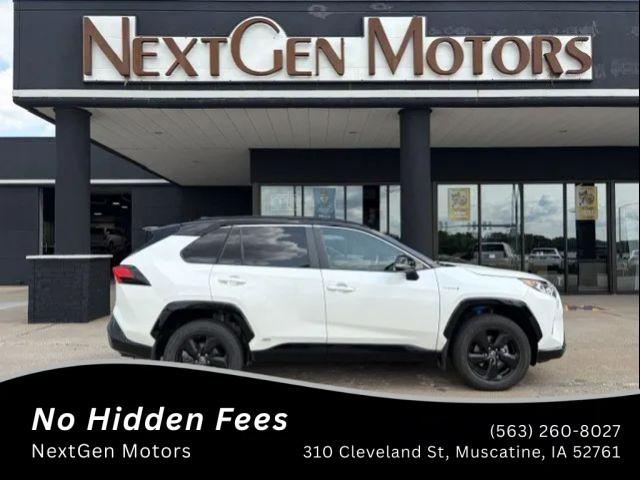 2021 Toyota RAV4 Hybrid XSE for sale in Muscatine, IA