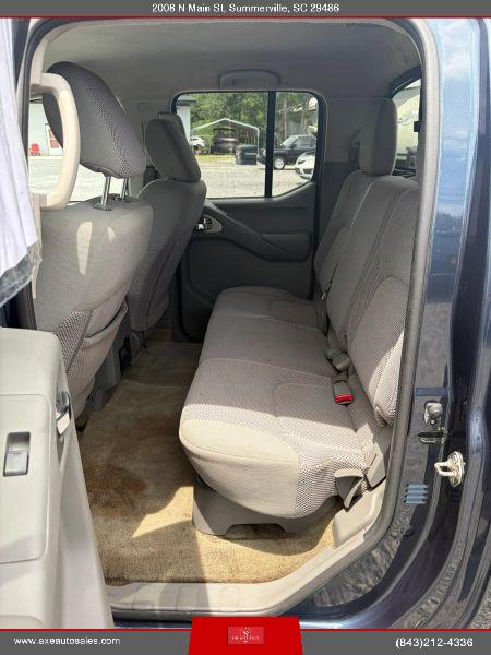 2017 Nissan Frontier SV