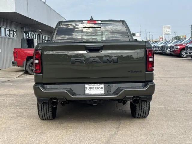 2026 Ram 1500 Express Crew Cab 4x4 57 Box