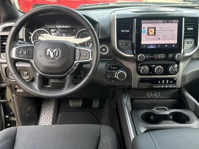 2026 Ram 1500 Express Crew Cab 4x4 57 Box