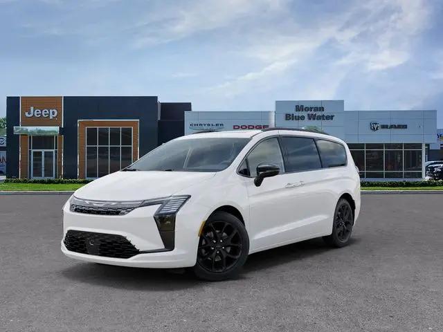 2027 Chrysler Pacifica Limited for sale in FORT GRATIOT, MI