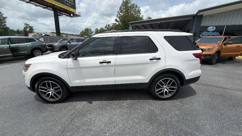 2018 Ford Explorer Sport