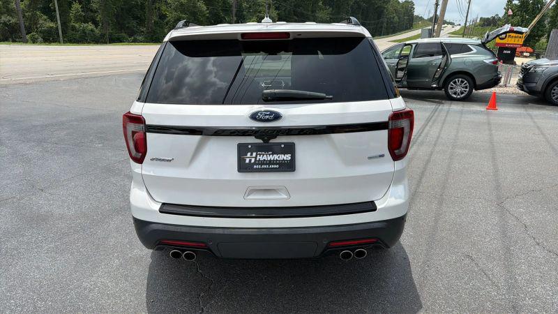 2018 Ford Explorer Sport