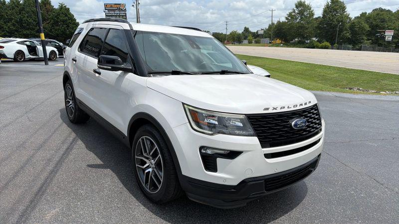 2018 Ford Explorer Sport