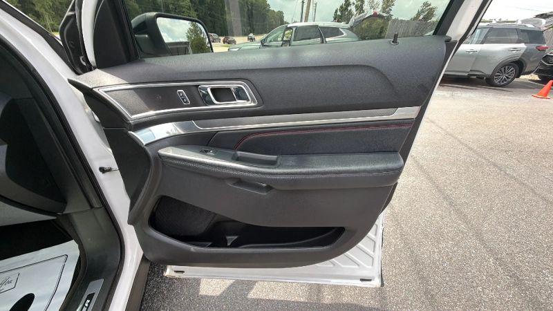 2018 Ford Explorer Sport