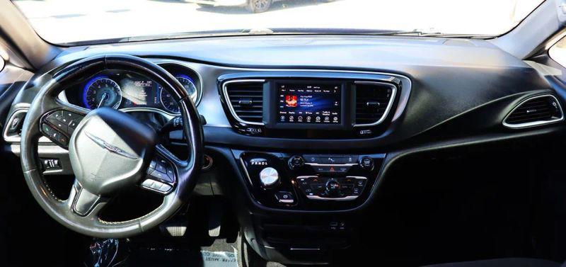 2020 Chrysler Pacifica Touring