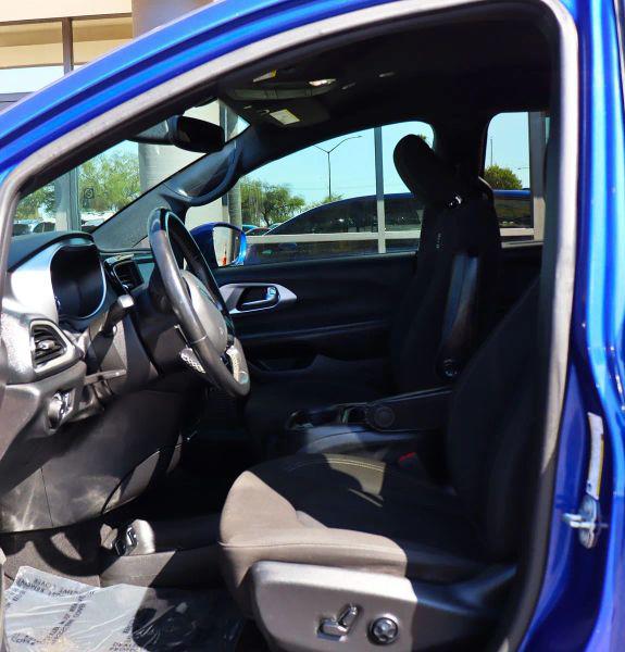 2020 Chrysler Pacifica Touring
