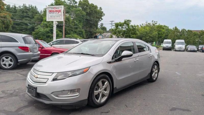 2012 Chevrolet Volt Base for sale in Bristol, CT