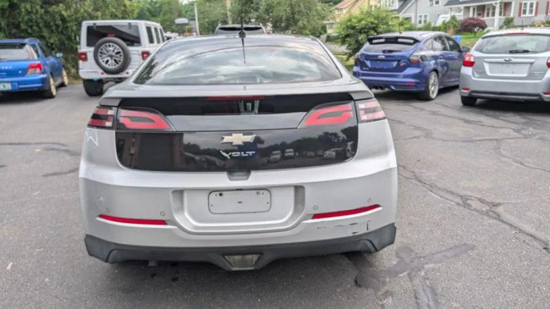 2012 Chevrolet Volt Base