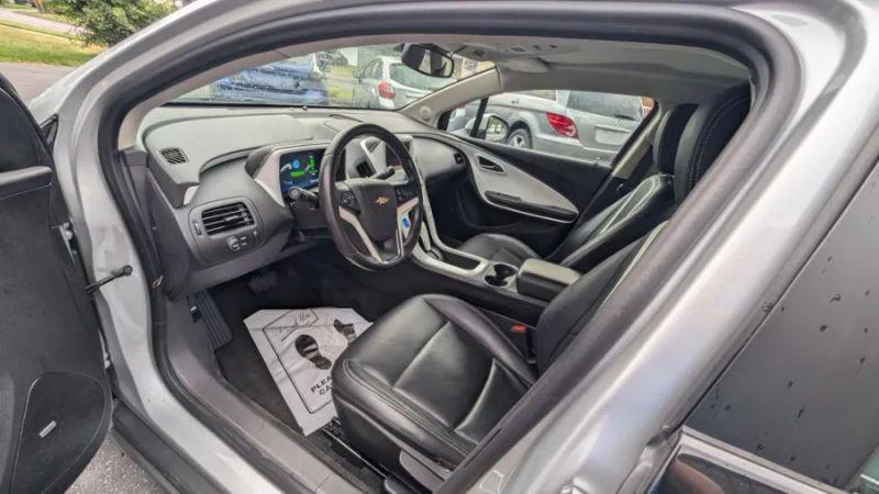 2012 Chevrolet Volt Base
