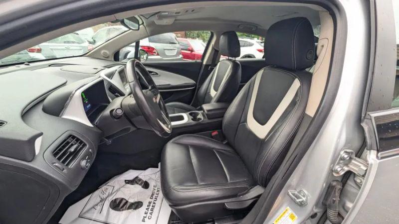 2012 Chevrolet Volt Base