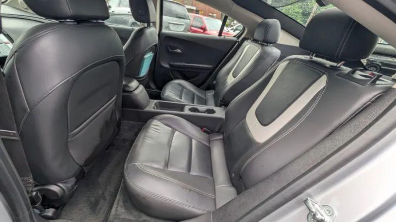 2012 Chevrolet Volt Base