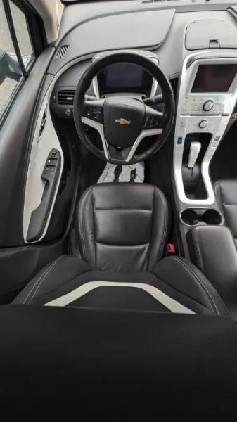 2012 Chevrolet Volt Base