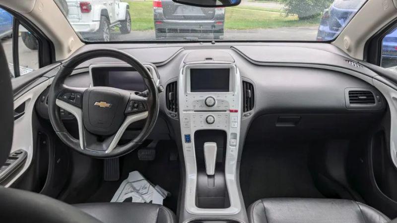 2012 Chevrolet Volt Base