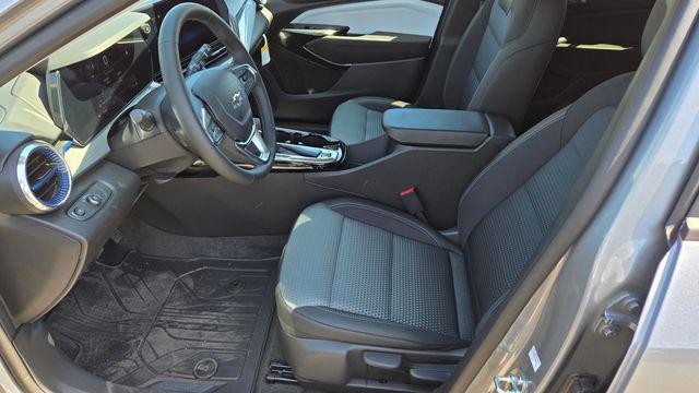 2026 Chevrolet Trax FWD LT