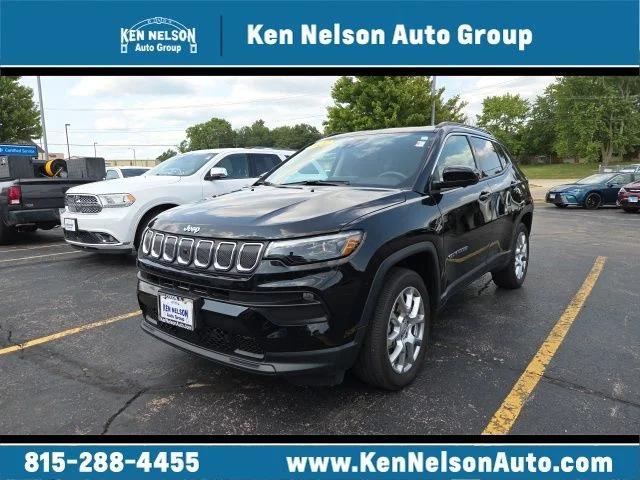 2022 Jeep Compass Latitude Lux 4x4 for sale in Dixon, IL