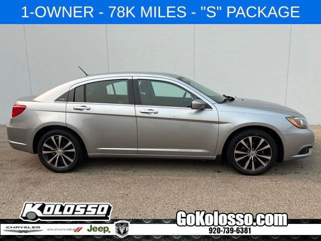 2013 Chrysler 200 Touring