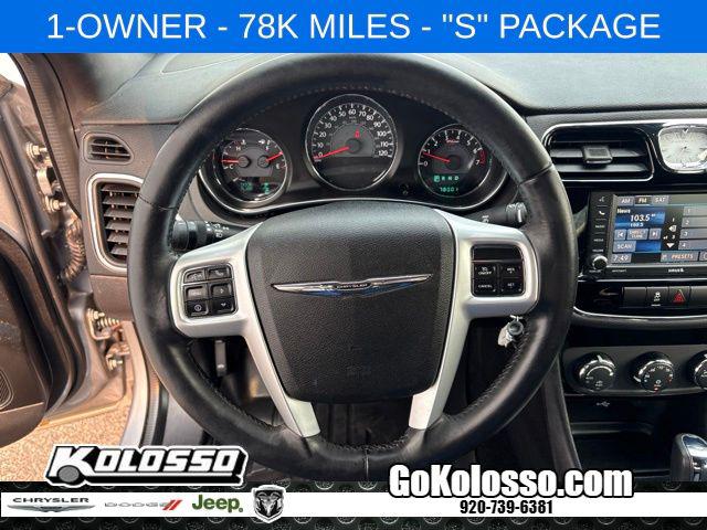 2013 Chrysler 200 Touring