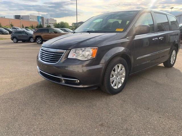 2016 Chrysler Town & Country Touring for sale in Stoughton, WI