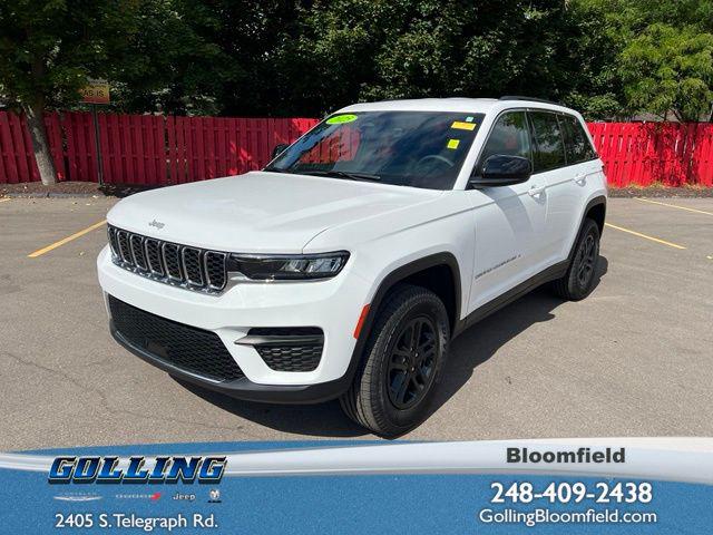 2025 Jeep Grand Cherokee Laredo 4x4 for sale in Bloomfield Hills, MI
