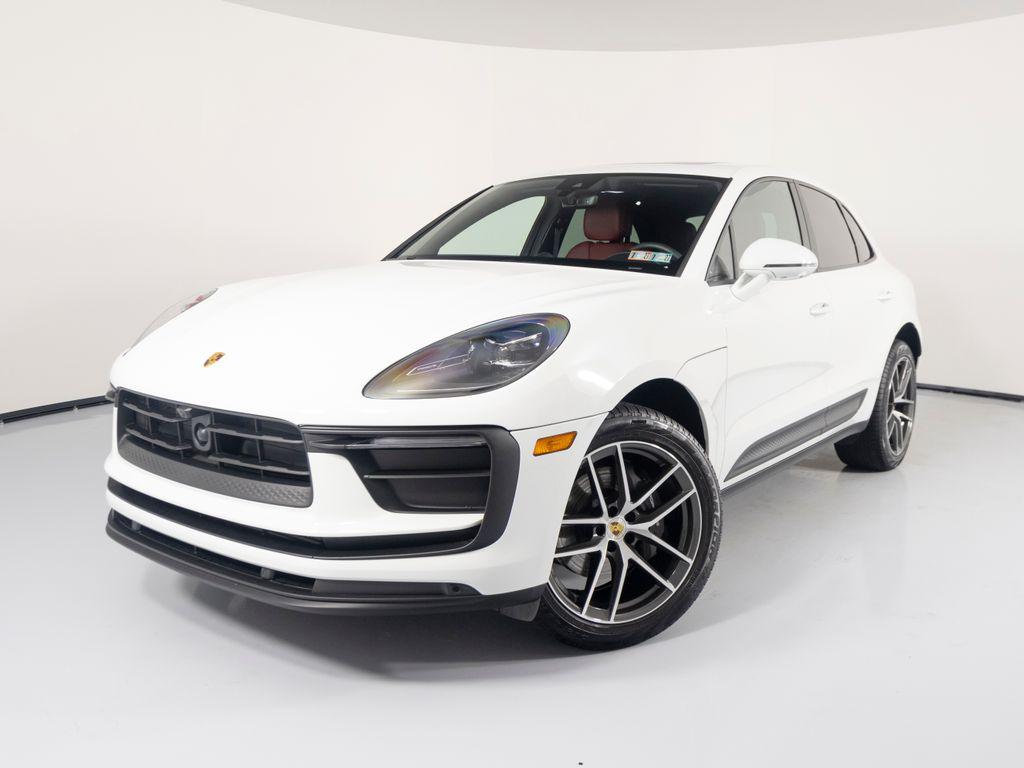 /2026 Porsche Macan