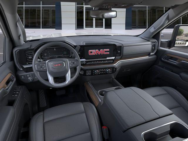 2026 GMC Sierra 2500HD Crew Cab, Standard Bed, SLT, 4WD