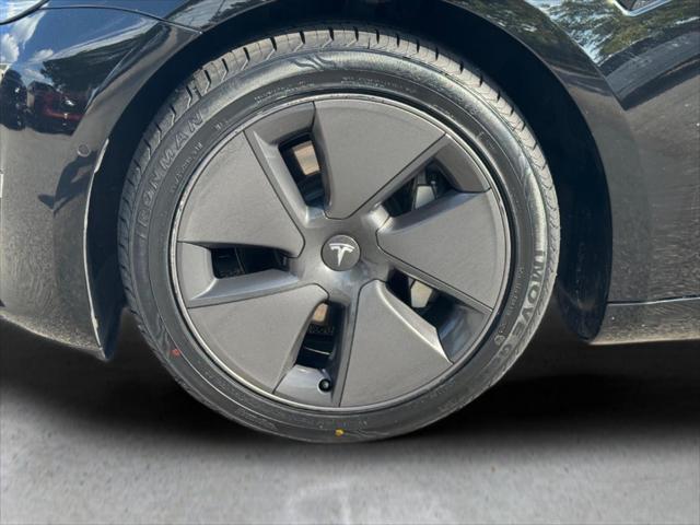 2021 Tesla Model 3 Standard Range Plus Rear-Wheel Drive