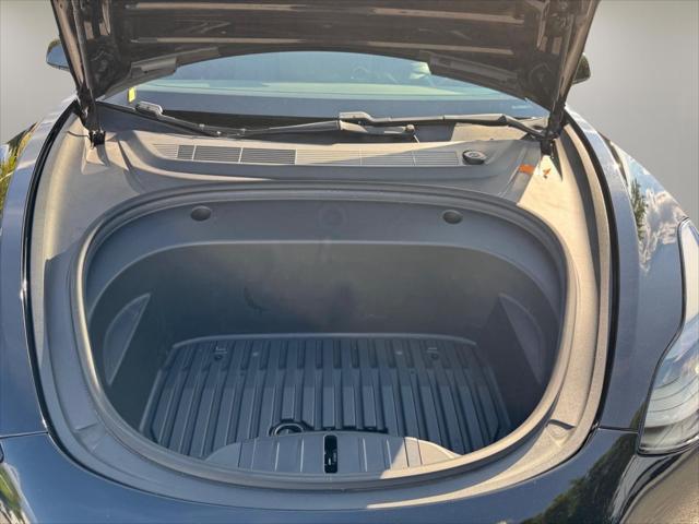 2021 Tesla Model 3 Standard Range Plus Rear-Wheel Drive