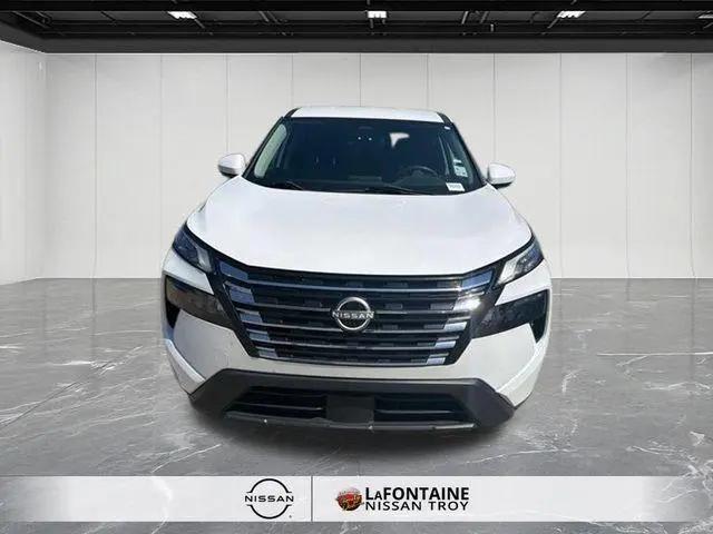 2024 Nissan Rogue SV FWD for sale in Troy, MI