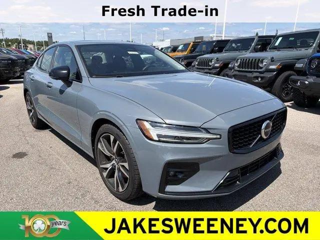 2024 Volvo S60 B5 Plus Dark Theme for sale in Cincinnati, OH