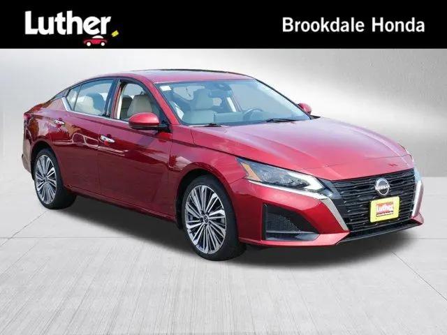 2023 Nissan Altima SL Intelligent AWD for sale in Minneapolis, MN