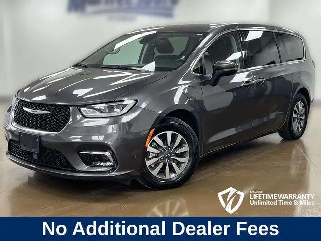 2023 Chrysler Pacifica Hybrid Touring L for sale in Murfreesboro, TN