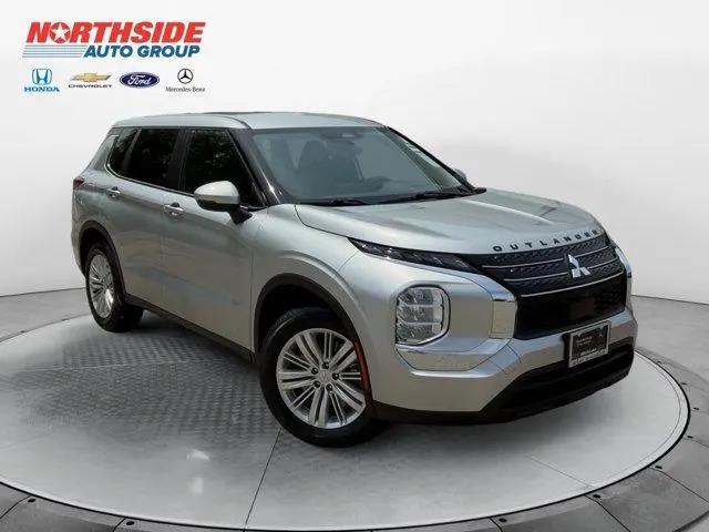 2024 Mitsubishi Outlander ES 2.5 2WD for sale in San Antonio, TX