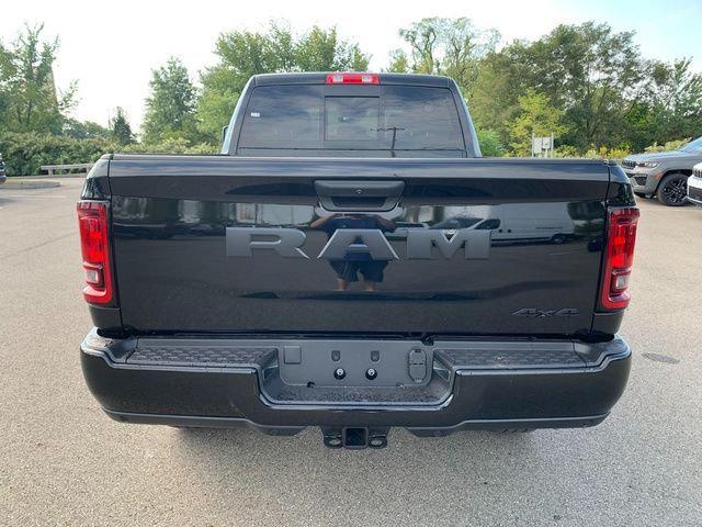 2027 RAM Ram 2500 RAM 2500 BLACK EXPRESS CREW CAB 4X4 64 BOX