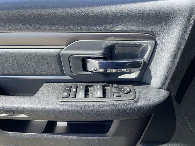 2024 Ram 1500 Classic SLT Quad Cab 4x4 64 Box